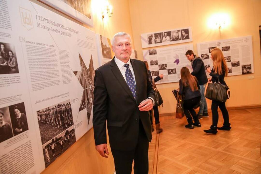 A. Smetonos palaikams grįžti į Lietuvą dar per anksti?