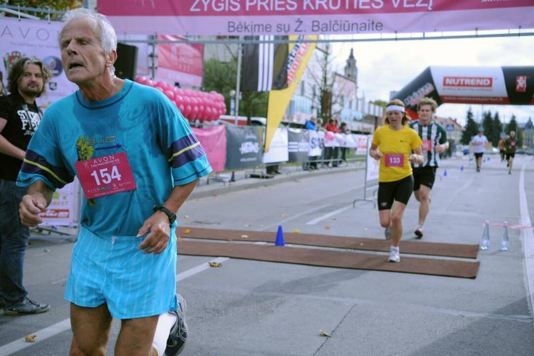 Garsiausia Lietuvos maratonininkė Živilė Balčiūnaitė finišavo antra