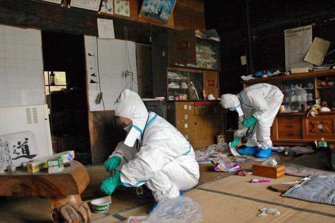 Japonijoje evakuotiesiems dėl avarijos AE leista aplankyti namus
