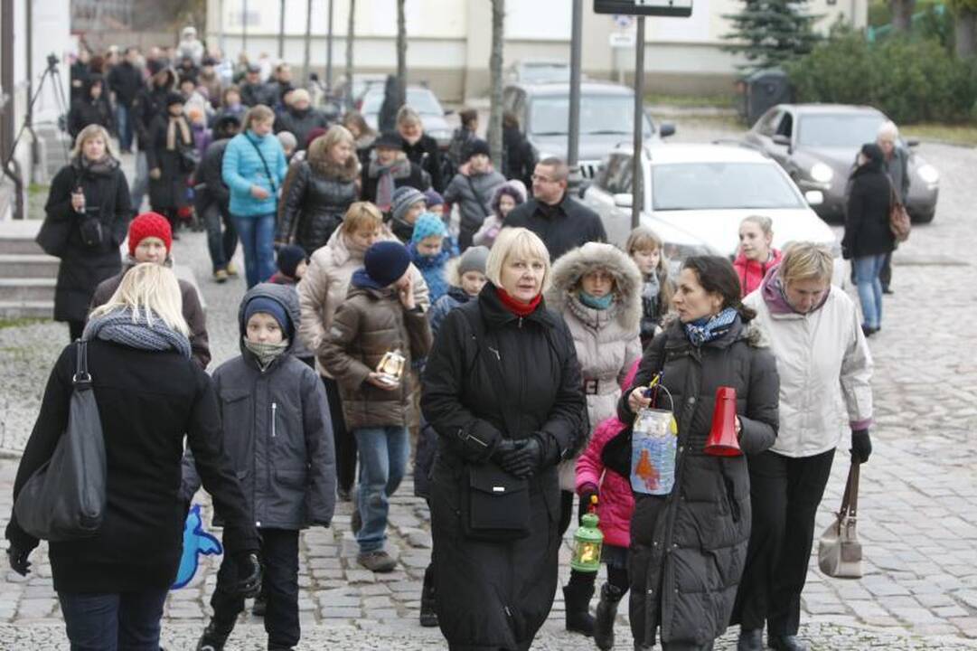 Šv. Martyno dieną - šimtų mažųjų klaipėdiečių eisena su žibintais