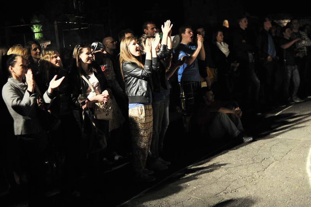 Kaune hiphopo ritmu siautė naktinis  krepšinis   
