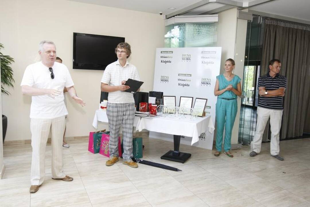 „DMN“ taurės golfo turnyre pergales šventė V.Rickus ir I.Česnakienė