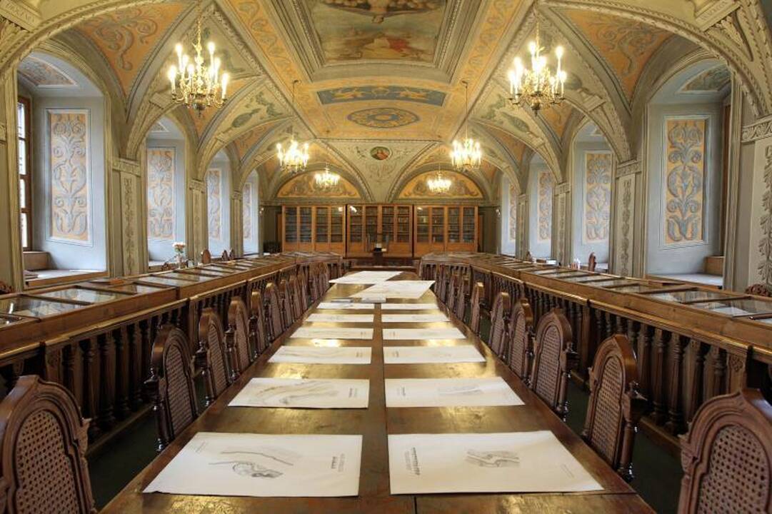 VU bibliotekoje eksponuojamas M.Mažvydo „Katekizmas“