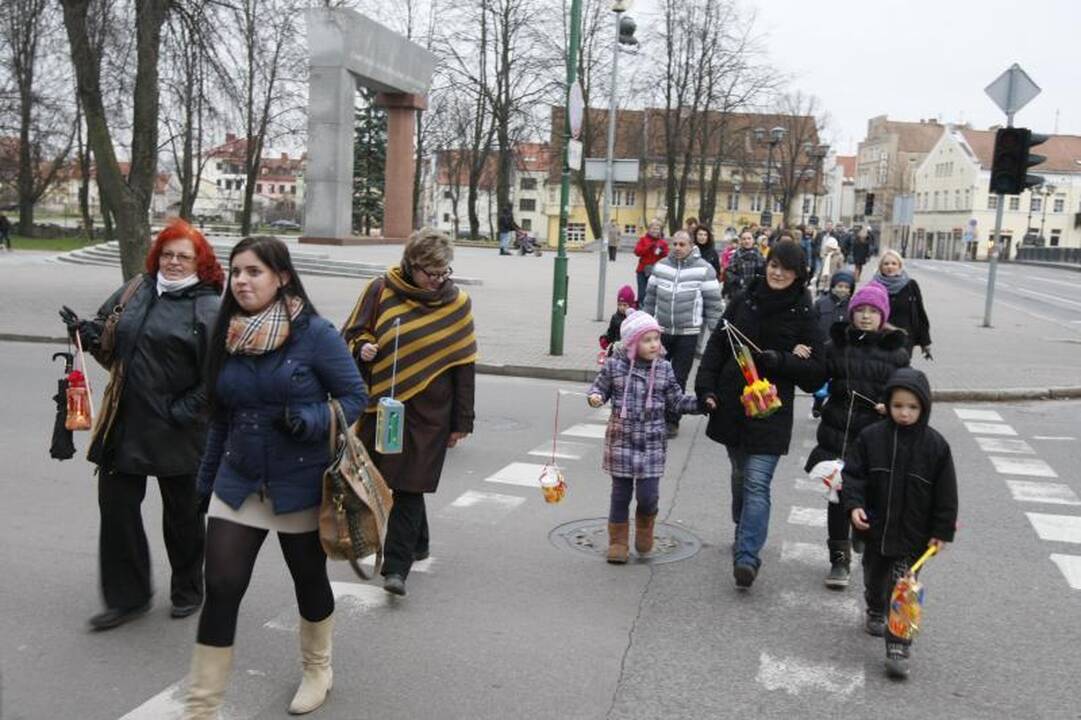 Šv. Martyno dieną - šimtų mažųjų klaipėdiečių eisena su žibintais