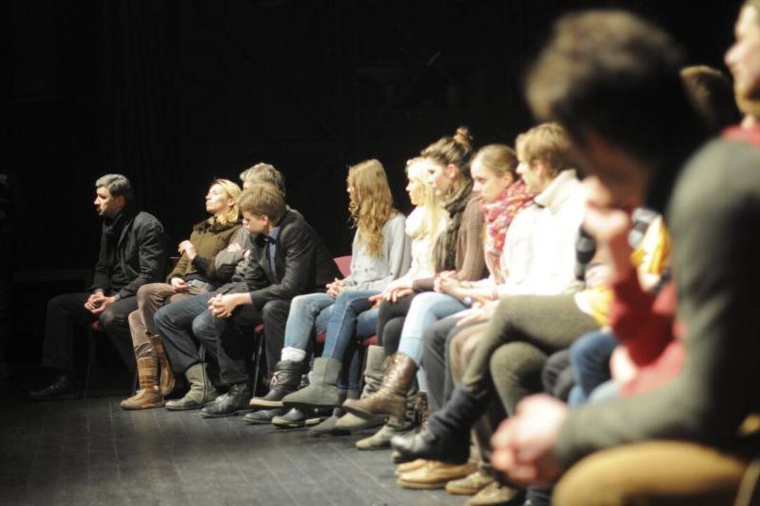 Spektaklis „Šitas vaikas“ privertė D.Gavenonį pamilti studentus