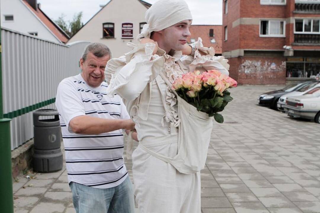 Klaipėdos jubiliejaus rytą – malonios staigmenos gyventojams 