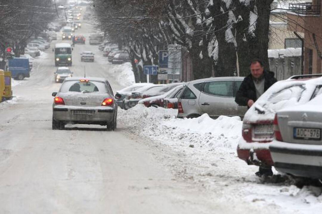 Žiema Kaune: eismo sąlygos sudėtingos (papildyta)