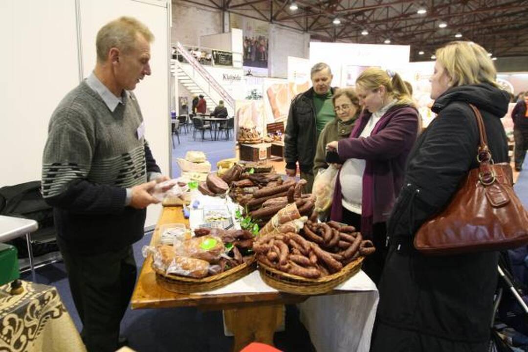 Uostamiestyje šurmuliuoja maisto paroda