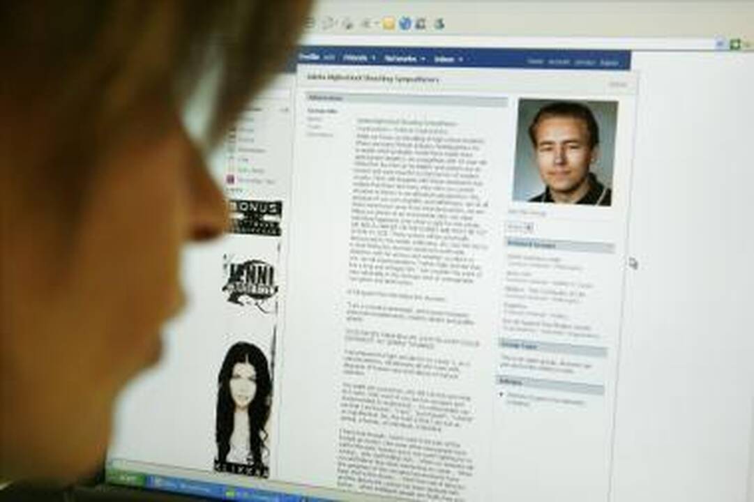 "Facebook" labirintuose atgimsta pamiršti jausmai