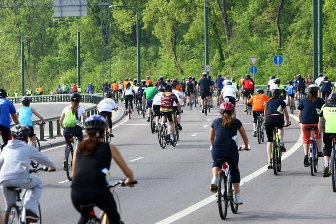 Kaune sekmadienį surengtas dviračių maratonas