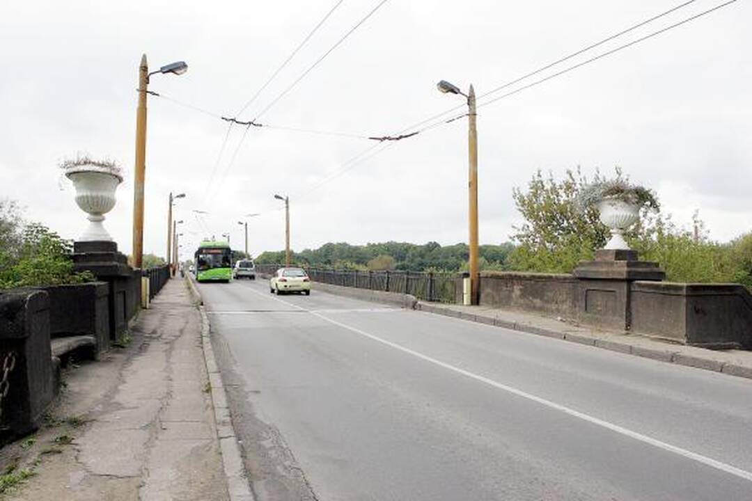 Panemunės tiltas: grius ar negrius?