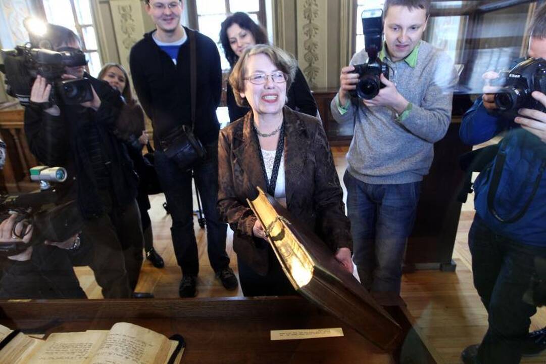 VU bibliotekoje eksponuojamas M.Mažvydo „Katekizmas“