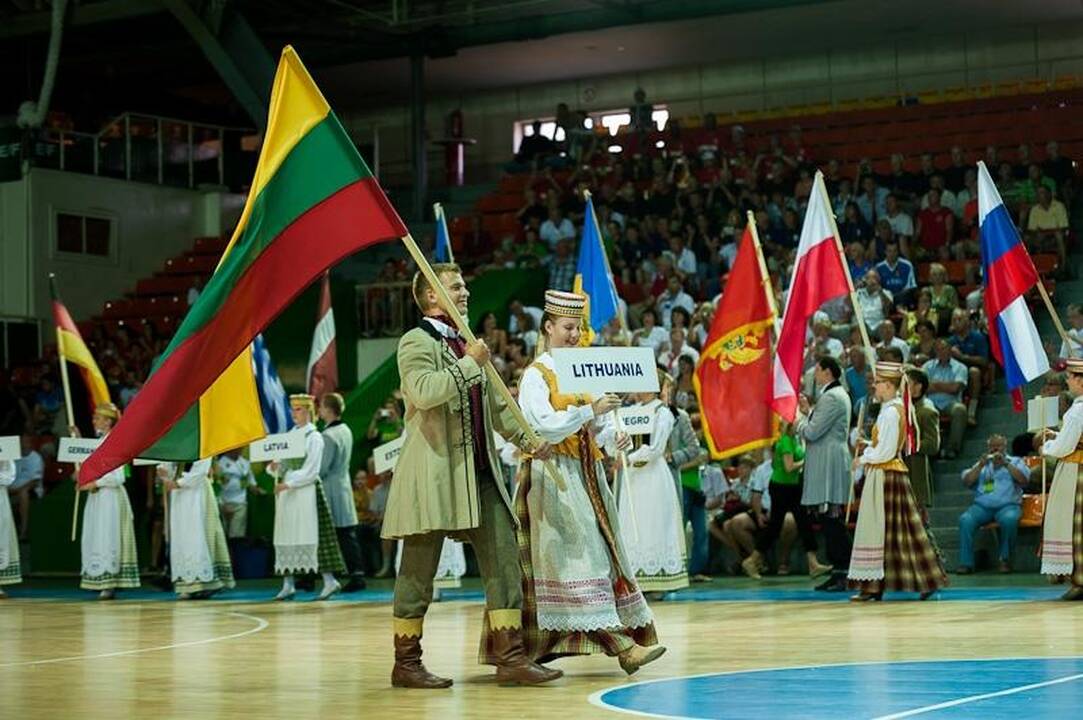 Halėje iškilmingai pradėtas Europos veteranų krepšinio čempionatas