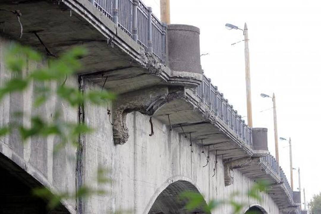 Panemunės tiltas: grius ar negrius?