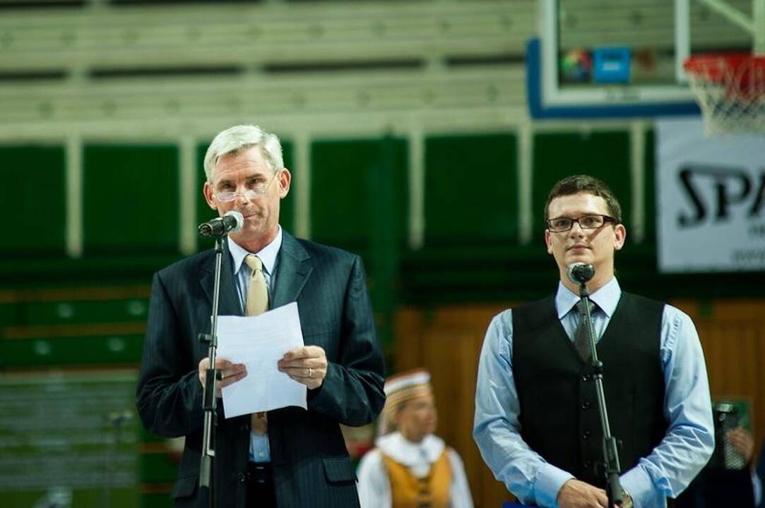 Halėje iškilmingai pradėtas Europos veteranų krepšinio čempionatas