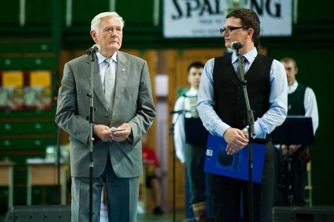 Halėje iškilmingai pradėtas Europos veteranų krepšinio čempionatas