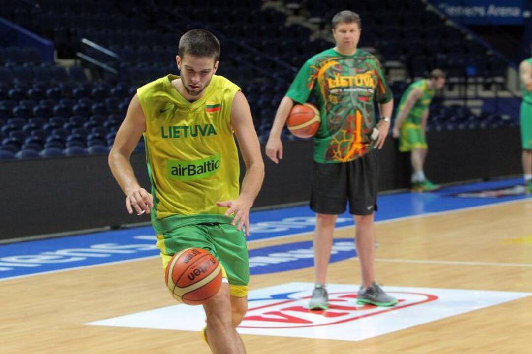 S.Jasaitis: kas "nurašo" rinktinę, tegu nežiūri čempionato