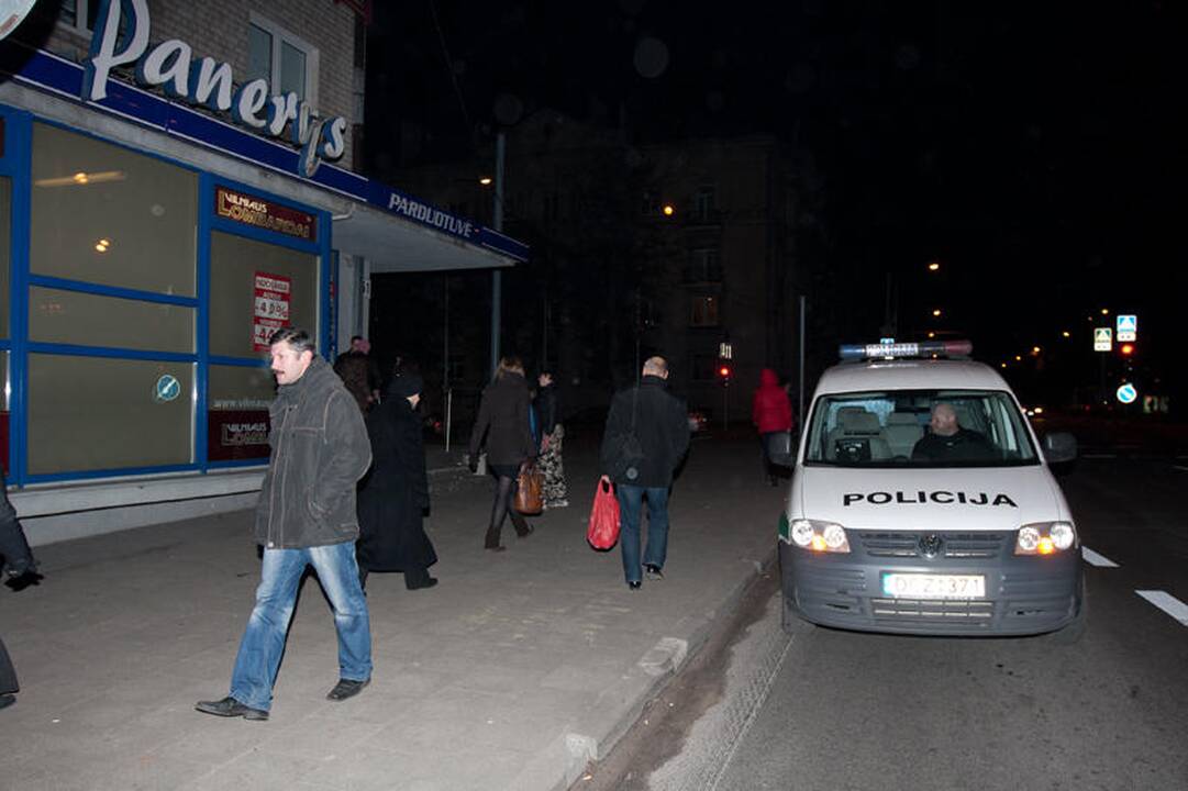 Drama lombarde: plėšikui sulaužytas žandikaulis