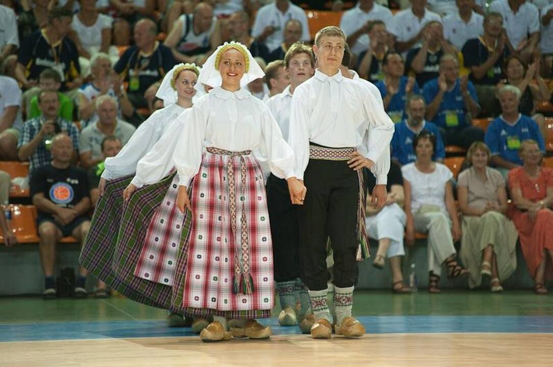Halėje iškilmingai pradėtas Europos veteranų krepšinio čempionatas