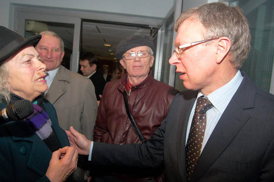 A.Paleckio bylą nagrinėjantis teismas nutarė prašyti medžiagos iš Sausio 13-osios bylos