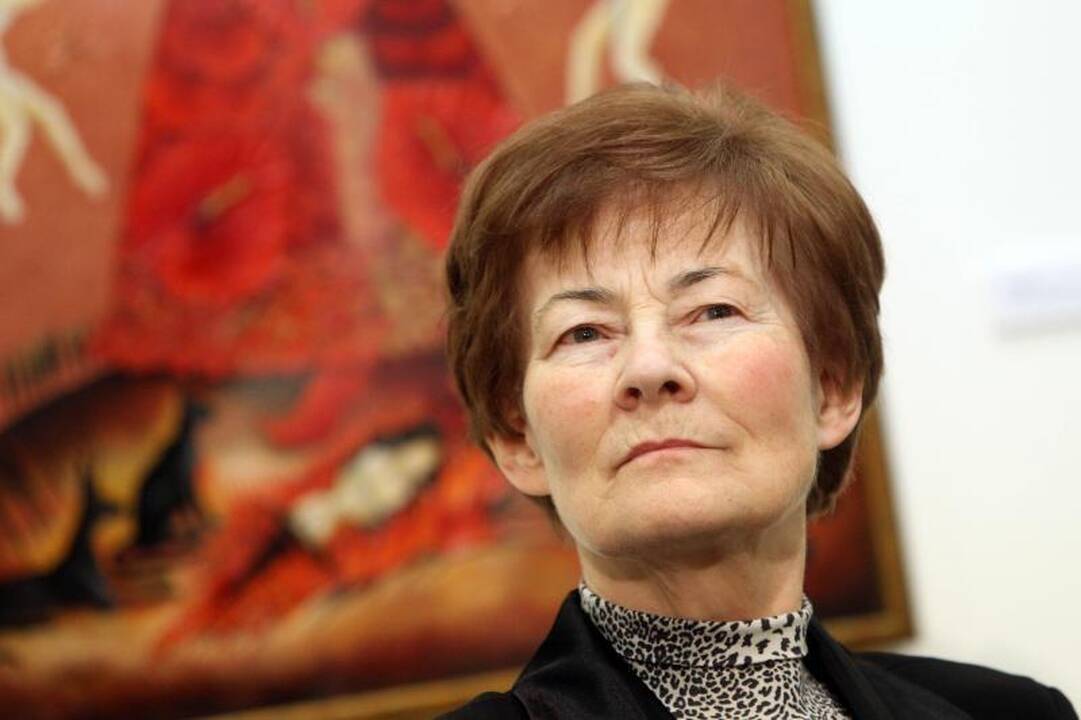 J.Ivanauskaitės 50-mečiui paminėti atidaryta rašytojos paroda
