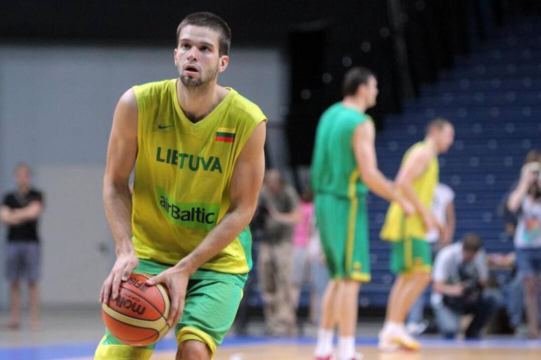 S.Jasaitis: kas "nurašo" rinktinę, tegu nežiūri čempionato