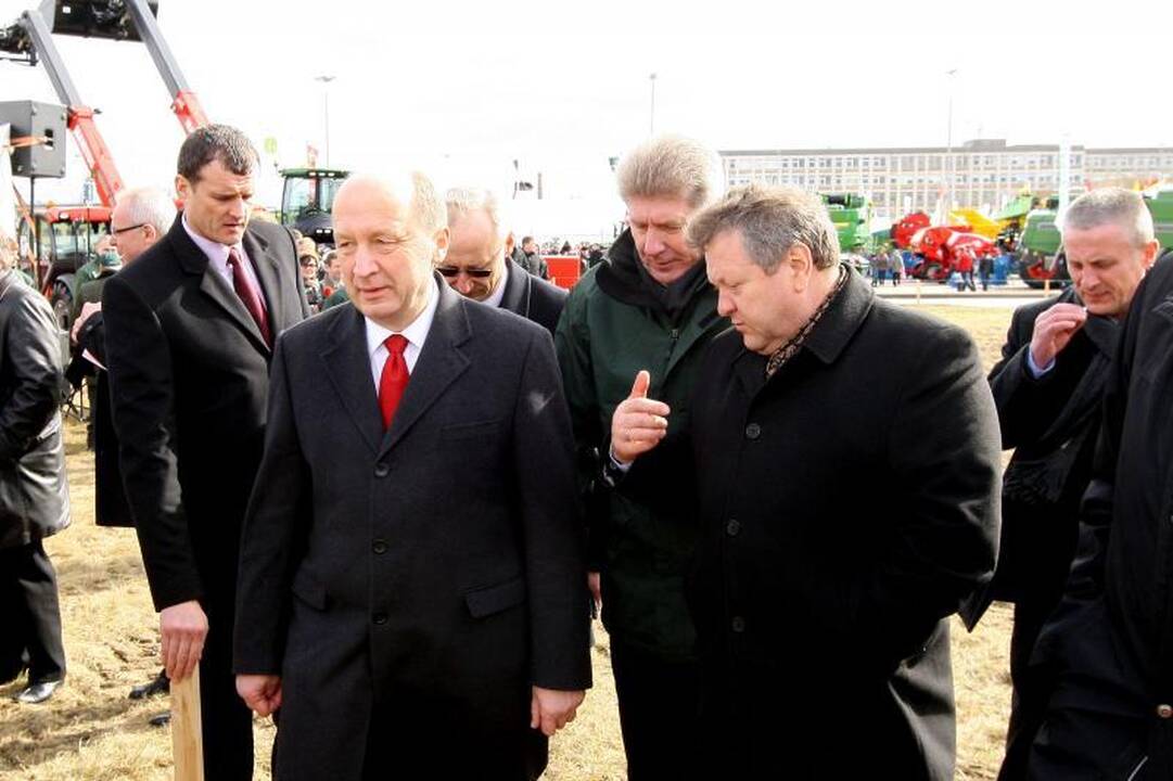 Kaune prasidėjo žemės ūkio paroda „Ką pasėsi... 2012“