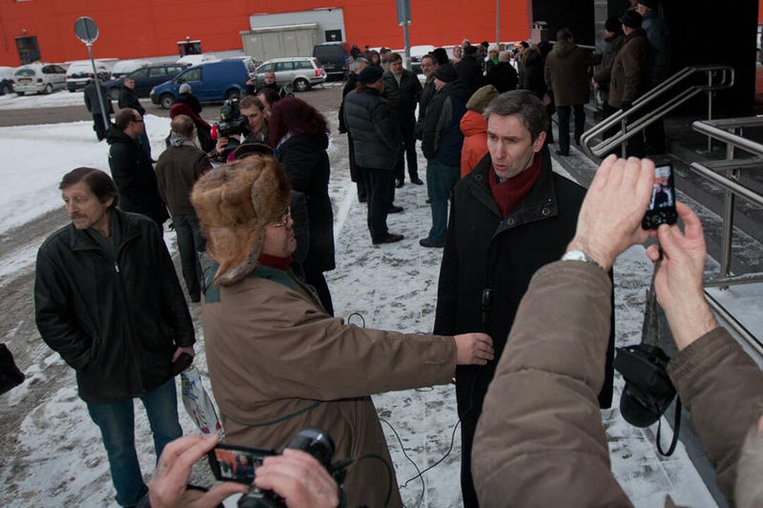 Teismas išteisino A.Paleckį dėl sovietų agresijos neigimo