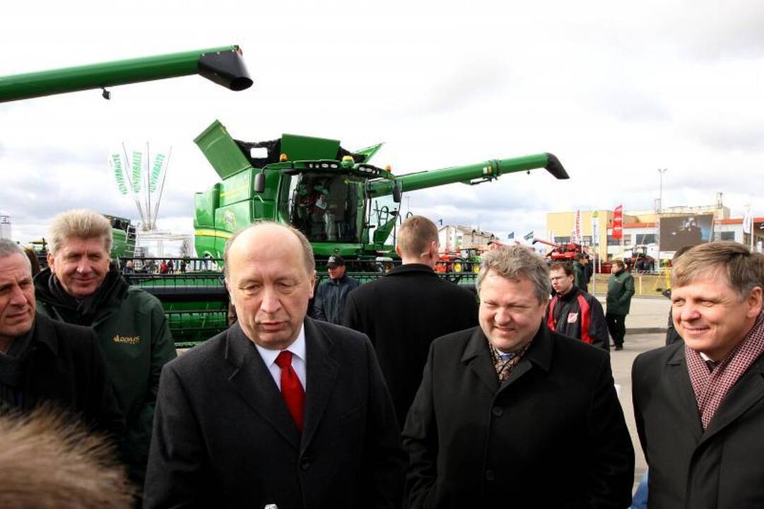 Kaune prasidėjo žemės ūkio paroda „Ką pasėsi... 2012“