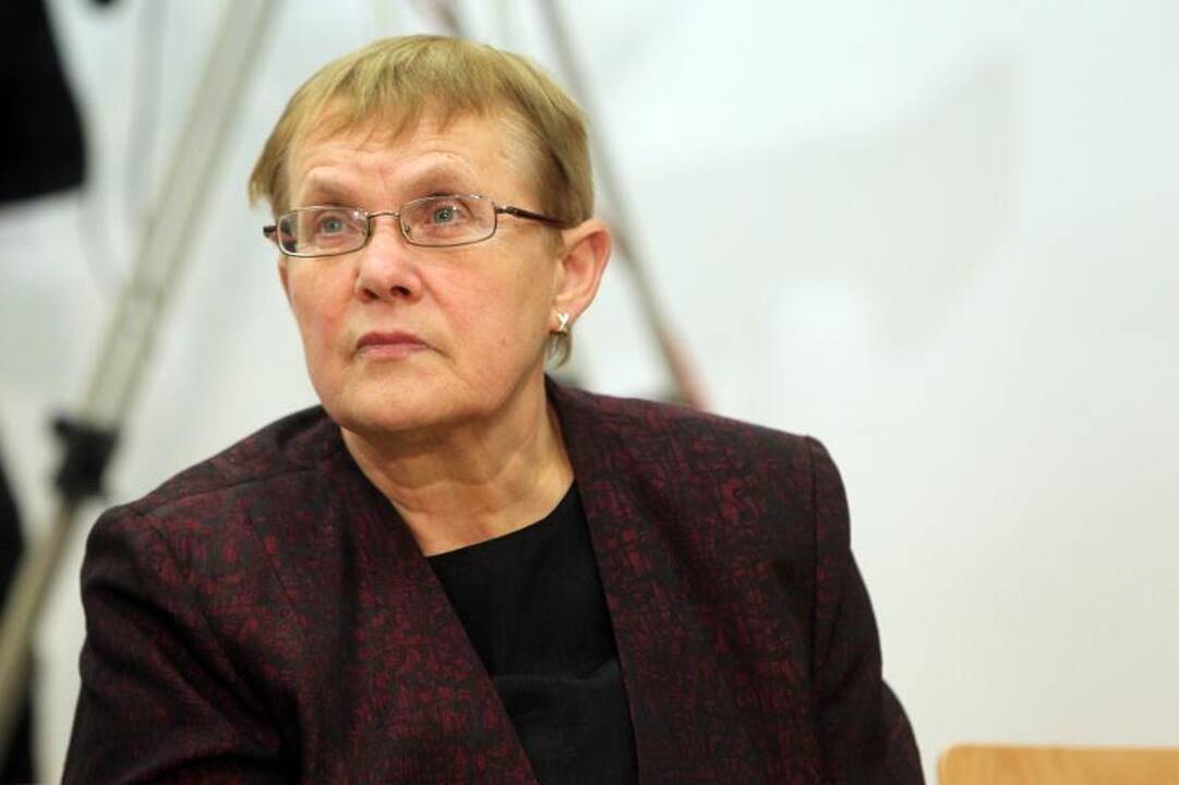 J.Ivanauskaitės 50-mečiui paminėti atidaryta rašytojos paroda