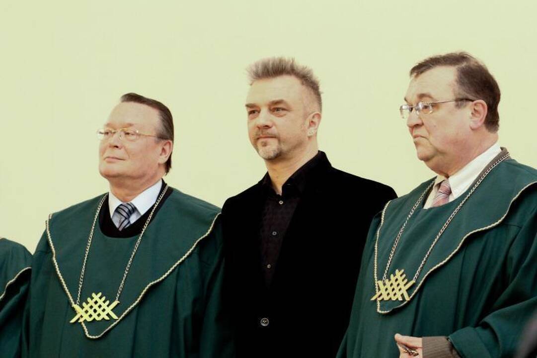 A. Mamontovas apdovanotas už santarvės puoselėjimą