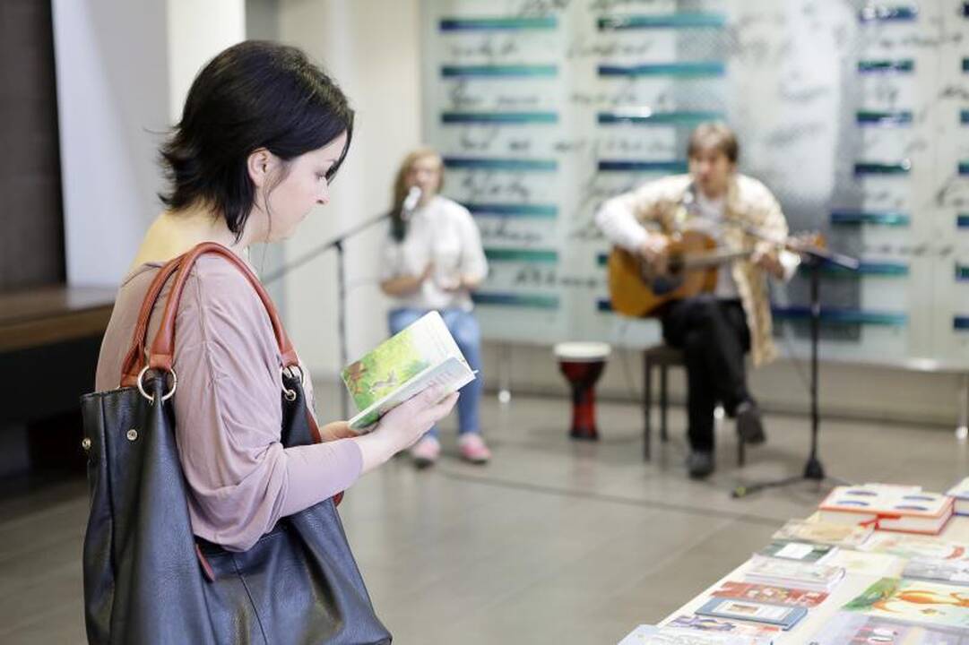 Šauniausia mama meilę dalija ne tik saviems vaikams  