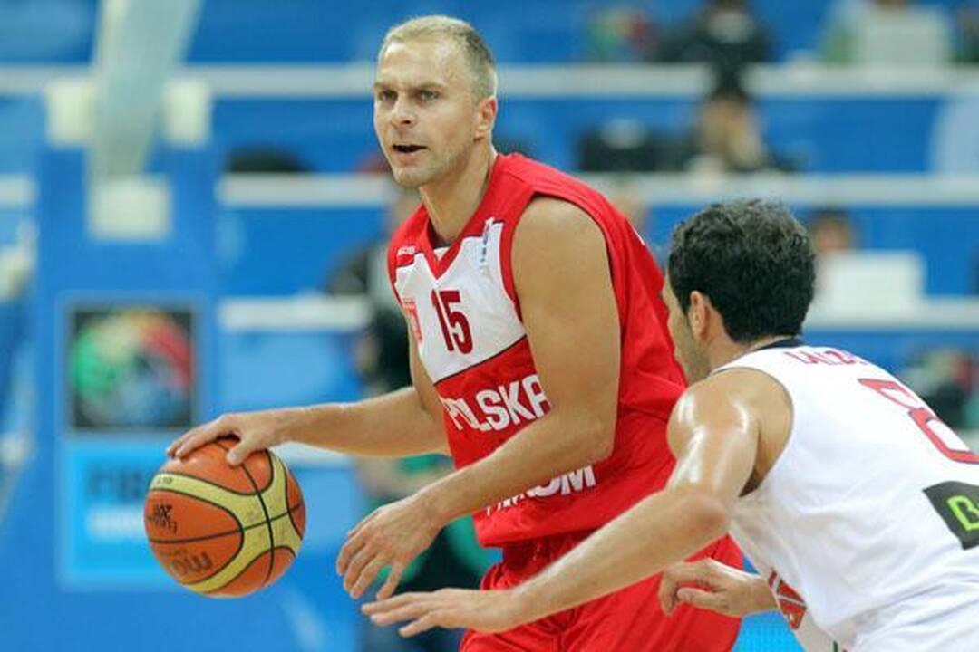 Ispanai „apšilo“ su Lenkijos krepšininkais 