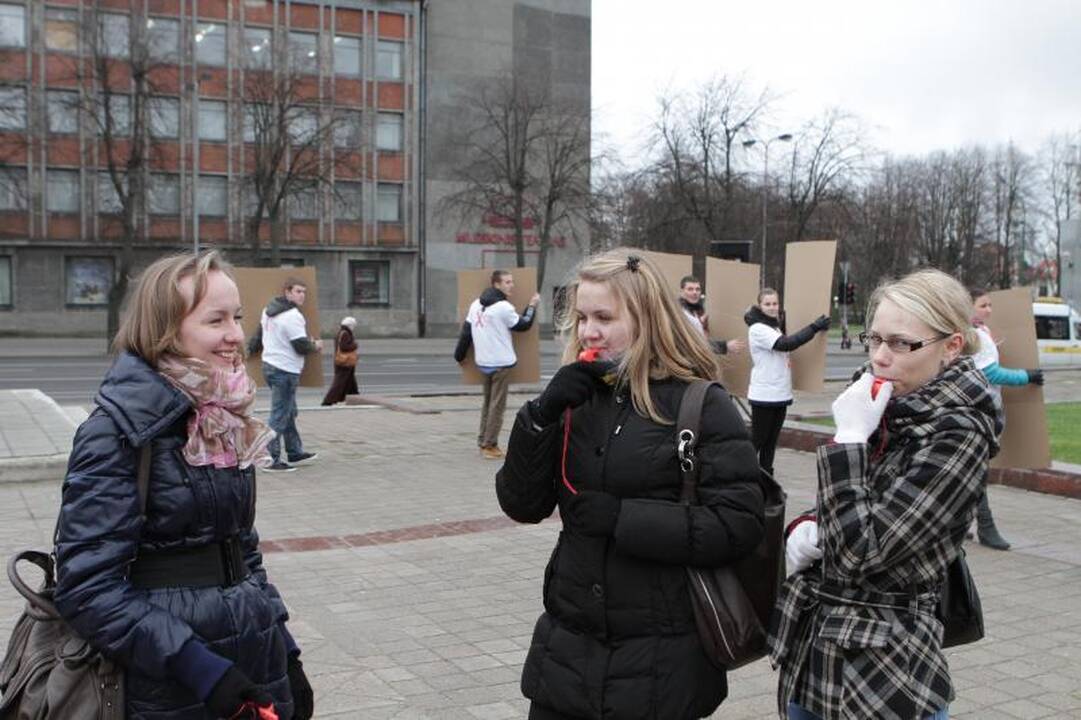 Klaipėdiečiai minėjo Pasaulinę AIDS dieną (atnaujinta)  
