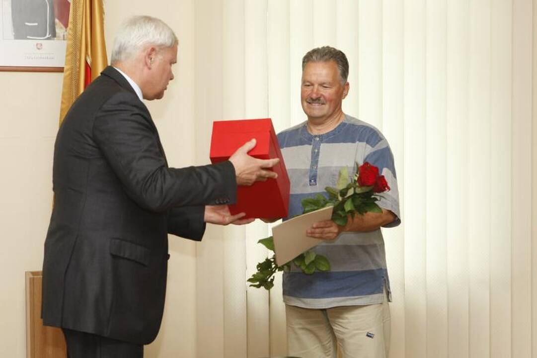 Klaipėdos meras V.Grubliauskas dėkojo lengvaatletėms
