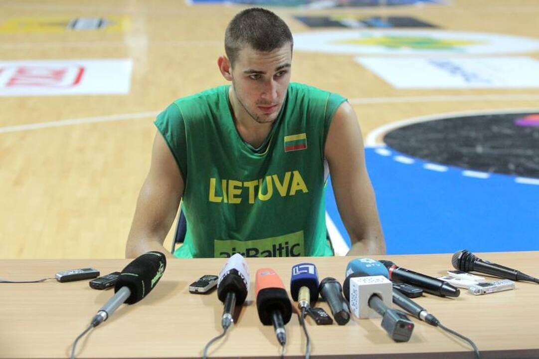 S.Jasaitis: kas "nurašo" rinktinę, tegu nežiūri čempionato