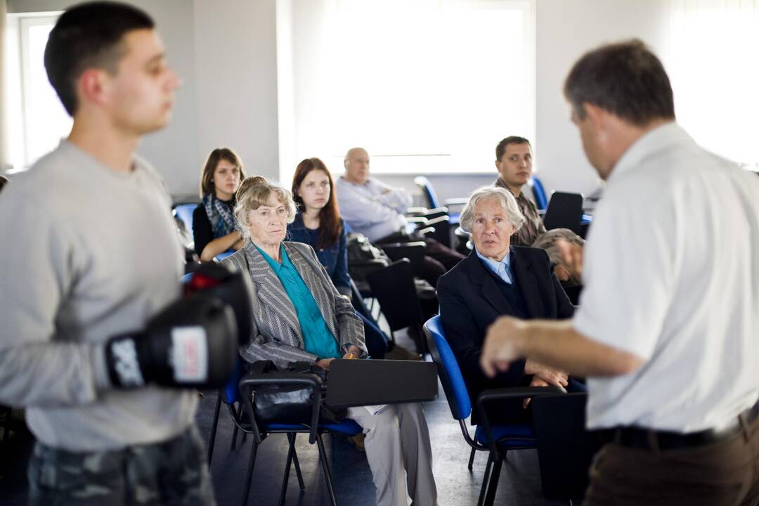 Savigynos mokytojai: negailėkite užpuolikų, jie nepasigailės jūsų