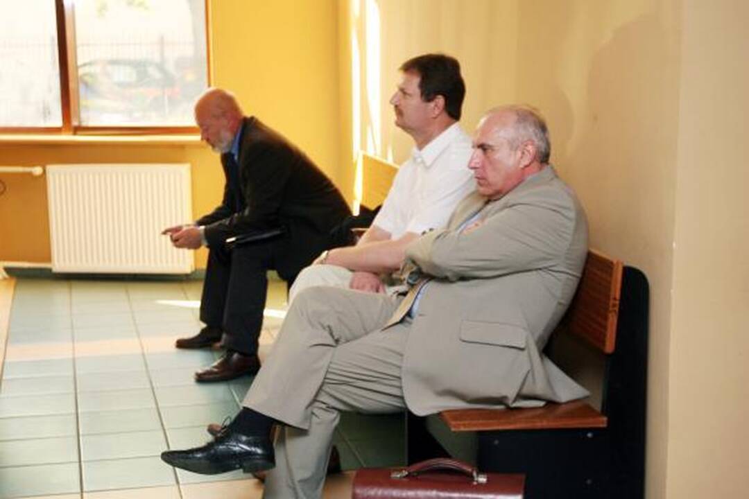 Uosto vadovas E.Gentvilas liudijo prieš verslininką P.Jurgutį