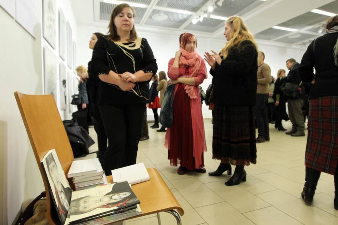 J.Ivanauskaitės 50-mečiui paminėti atidaryta rašytojos paroda