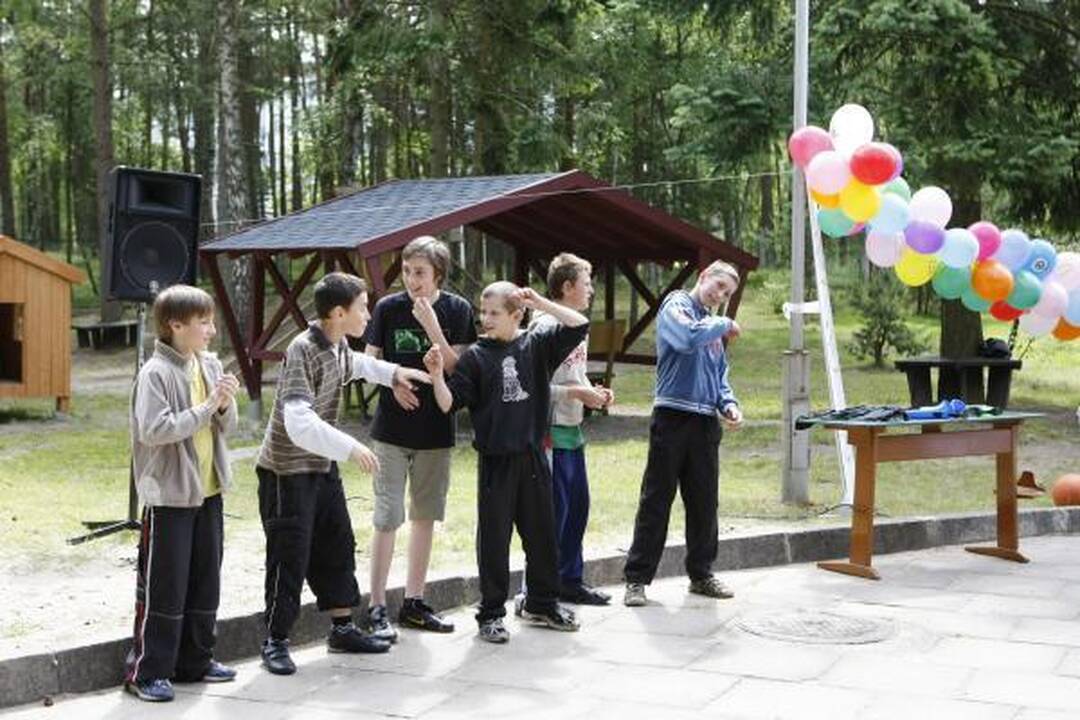 Tuberkulioze sergantiems vaikams surengta šventė 
