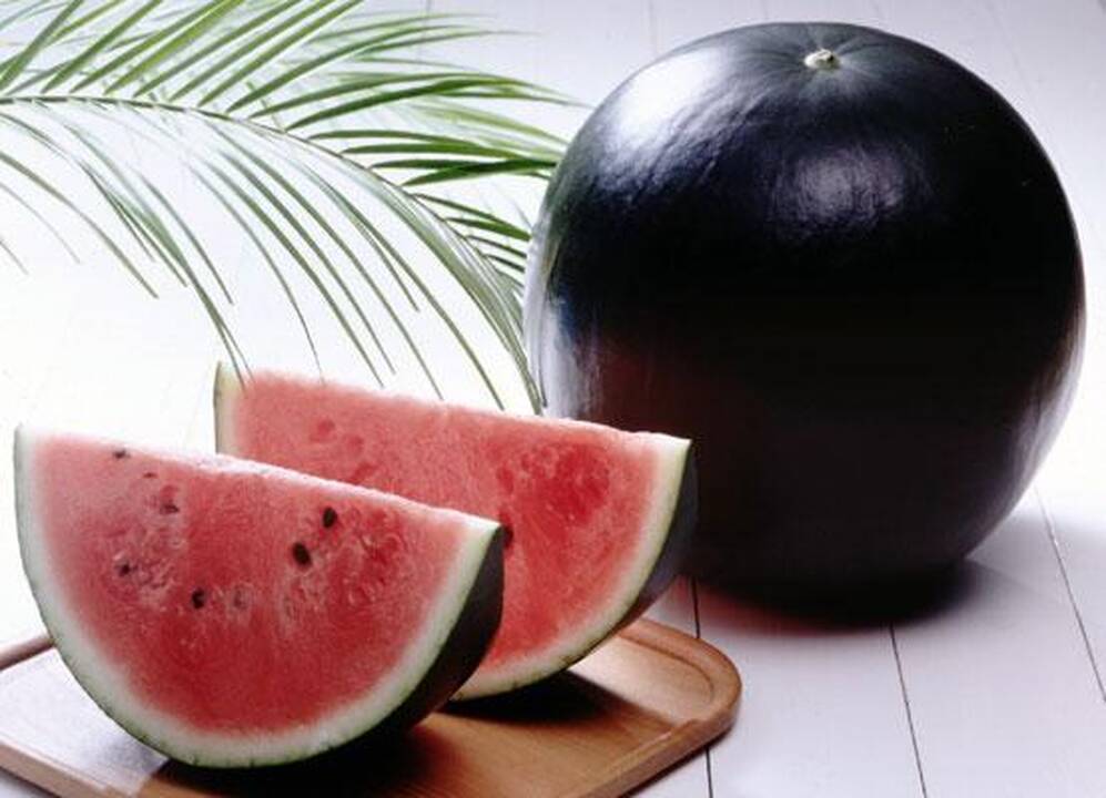 Už elitinės rūšies juodąjį arbūzą - beveik 16 tūkstančių litų