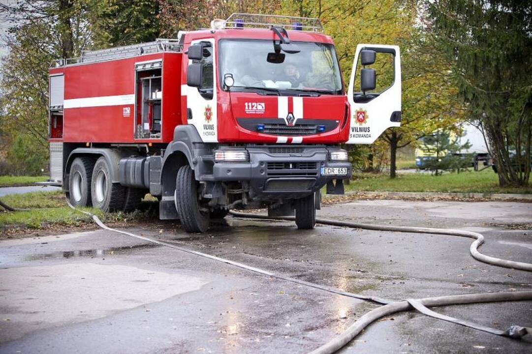 Vilniuje išsiliejo 300 litrų amoniako, evakuota 15 žmonių