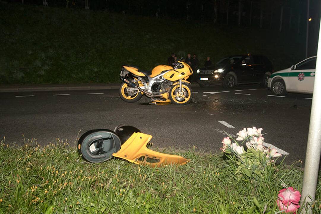 Per avariją Subačiaus gatvėje nukentėjo motociklininkų pora
