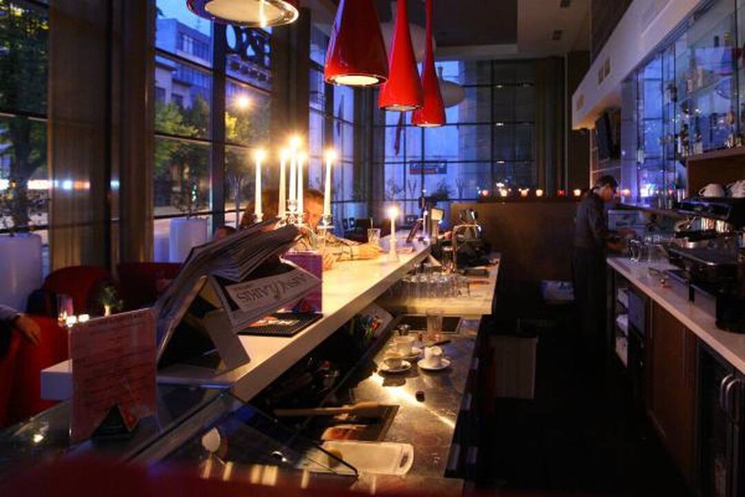 Restoranai ir kavinės palaikė viešbučių akciją žvakių šviesoje