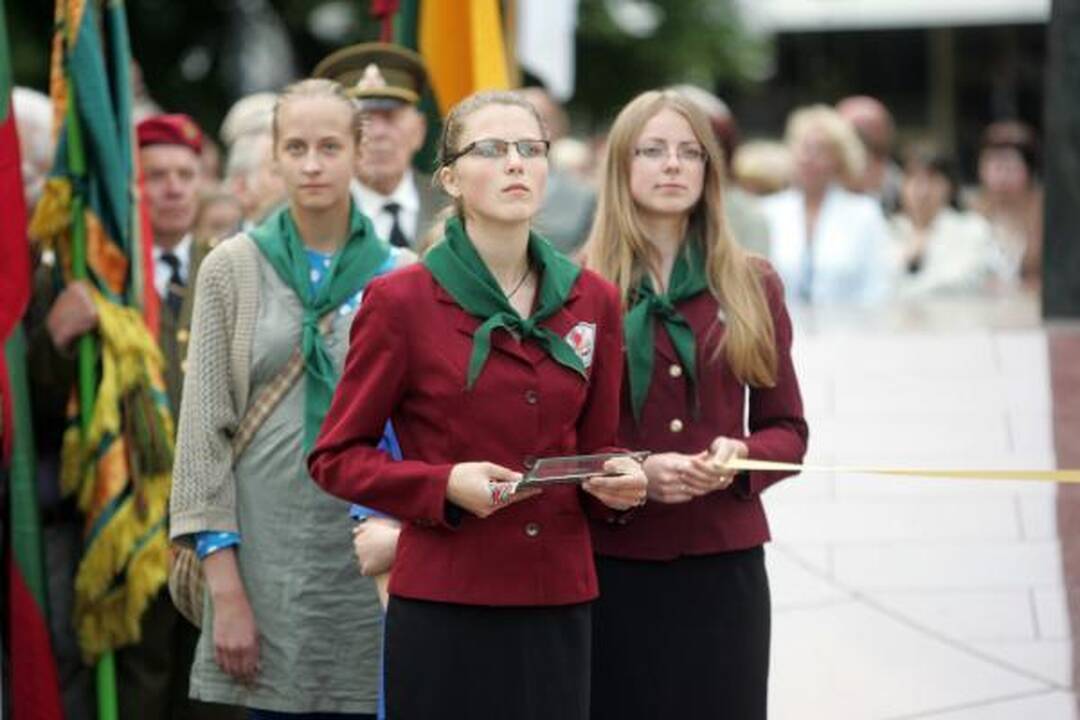 Pasaulyje suskambo Lietuvos himnas (papildyta)