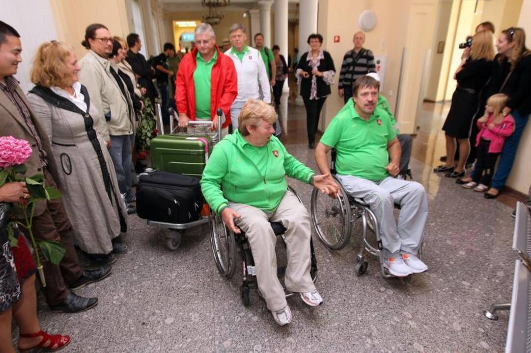 Į Lietuvą sugrįžo   šalies parolimpinė rinktinė
