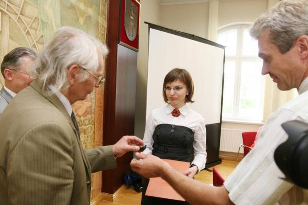 Pagerbti iškiliausi Klaipėdos universiteto studentai humanitarai