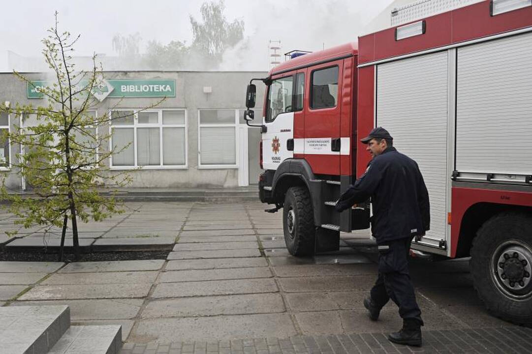 „Girstučio“ komplekse Kaune kilo gaisras, rasti dviejų žmonių lavonai