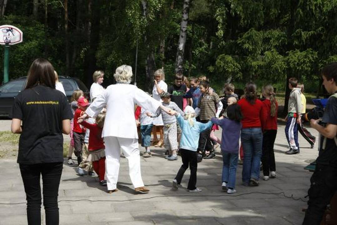 Tuberkulioze sergantiems vaikams surengta šventė 
