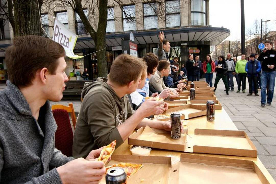 Ėdrūnų varžybas laimėjęs studentas: jaučiuosi vos užkandęs